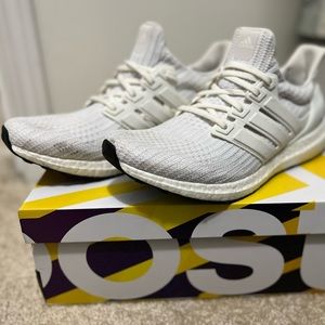 Adidas UltraBoost